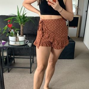 American eagle polka dot skort